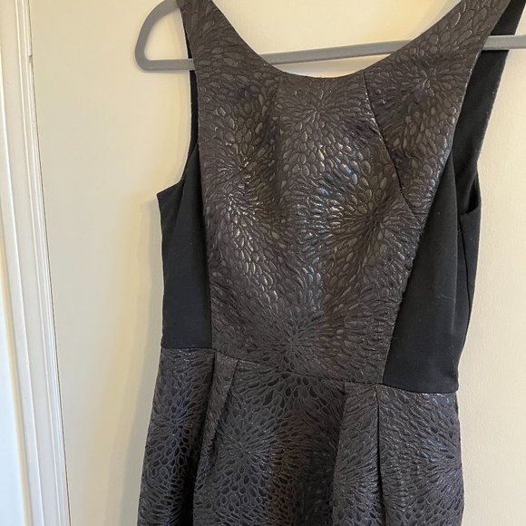 Babaton Dress - Picture 1 of 3